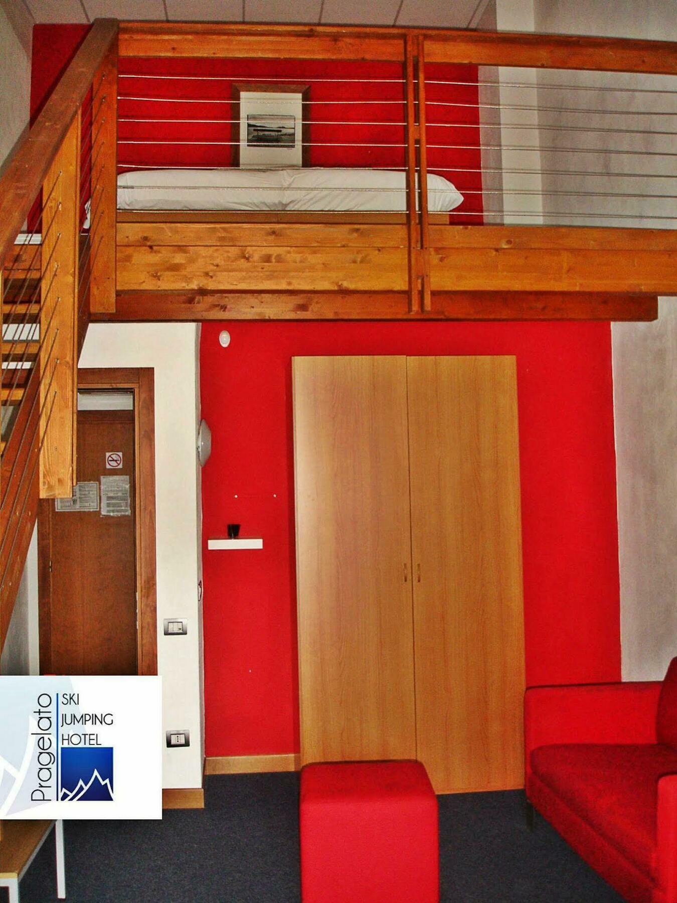 Pragelato Ski Jumping Hotel プラジェラート エクステリア 写真