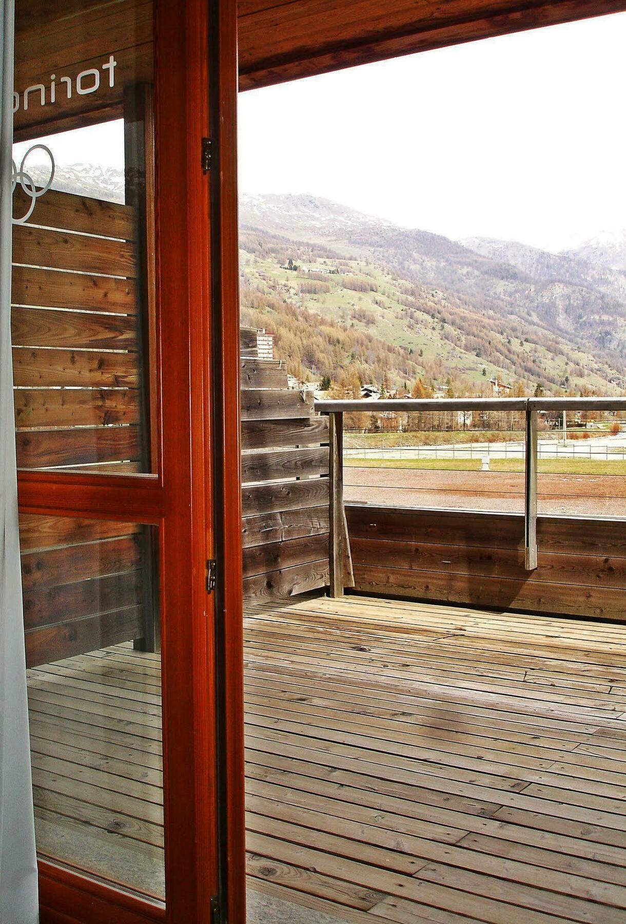 Pragelato Ski Jumping Hotel プラジェラート エクステリア 写真